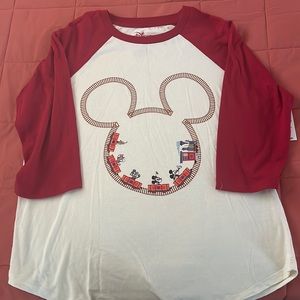 Box lunch Mickey baseball tee